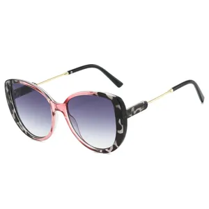 Modische Katzenauge Sonnenbrille für Damen, Vintage Farbverlauf Gläser mit UV-Schutz.