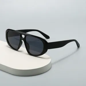 Modische schwarze Piloten-Sonnenbrille mit Doppelsteg für Damen und Herren, cooler Stil.