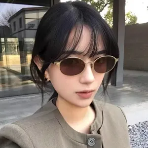 Metal oval eyeglasses frames for women, vintage nerd style optical frames for daily wear.