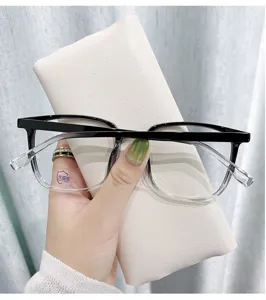 Detailansicht der stilvollen Vintage-Halbgestell-Blaulichtfilter-Brille mit Etui.