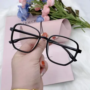 Montura de gafas cuadrada grande para mujer, gafas elegantes con filtro de luz azul.