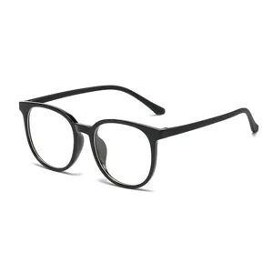 Primer plano detallado de la montura de gafas anti luz azul elegante para uso diario.