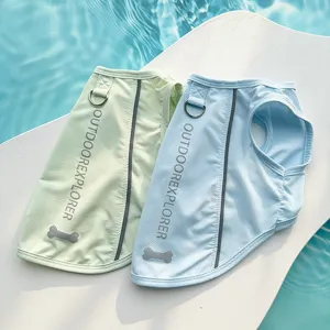 Chaleco refrigerante de verano transpirable para perros y gatos, detalle de malla ligera.