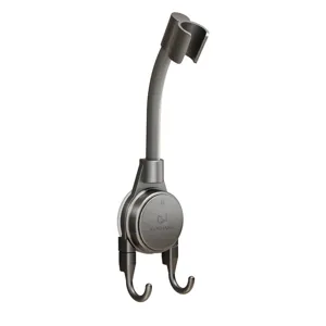 Supporto per soffione doccia regolabile con ventosa e doppi ganci per la parete del bagno.
