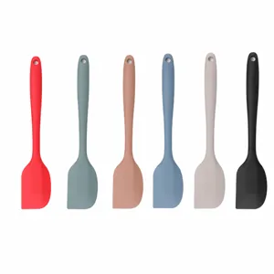 Grande spatola in silicone senza cuciture resistente al calore per pasticceria.
