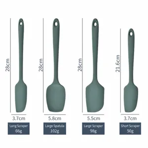 Set di 4 spatole da forno in silicone con dimensioni, raschietto per crema e torta.