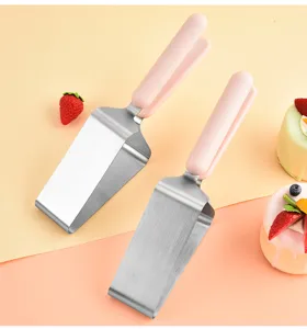 Pinza cortador de tarta de acero inoxidable con mango rosa para reposteria y fiestas