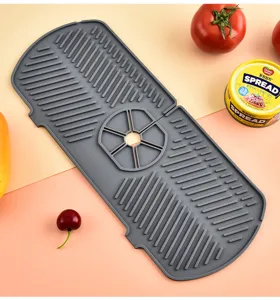 Tappetino paraschizzi in silicone grigio per rubinetto lavello cucina scolapiatti e organizer