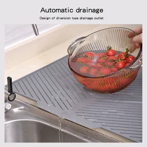 Tapis de sechage pour evier de cuisine en silicone resistant a la chaleur avec drainage