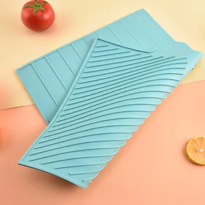 Tapis d'égouttage en silicone bleu pour évier, tapis de séchage de vaisselle résistant.
