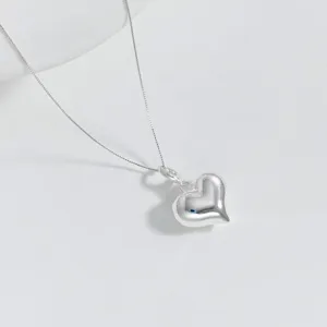 Collana con ciondolo a cuore gonfio liscio in argento sterling S925 gioiello minimalista