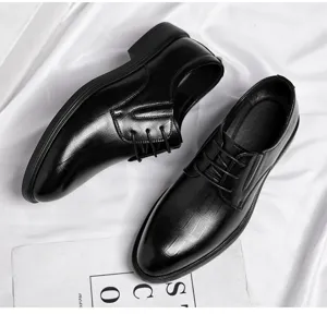 Classic black leather men's dress shoes, elegant lace-up derby shoes for business and weddings.