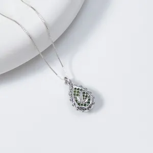 Collana con pendente a goccia di tulipano in giada Hetian minimalista stile cinese in argento