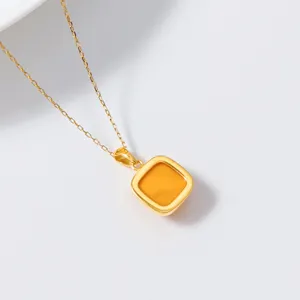 S925 Silber quadratischer Bernsteinfarben Anhänger Halskette minimalistischer Damenschmuck