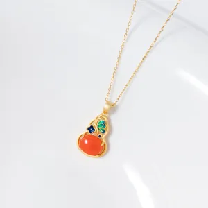 Pendente zucca farfalla in argento S925 agata rossa, dettaglio stile cinese retro.