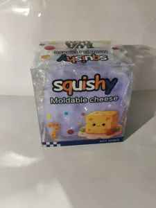 Μωβ τυρί squishy παιχνίδι, παιχνίδι ανακούφισης από το άγχος, χαριτωμένο και διασκεδαστικό.