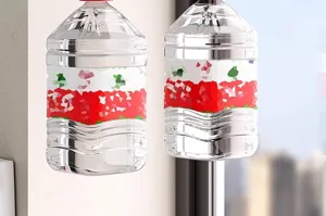 Transparante plastic waterfles grote capaciteit duurzaam huishoudelijk ophanghulpmiddel