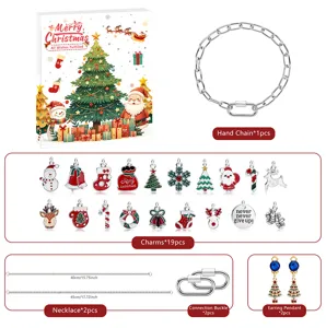 Weihnachten DIY Schmuck Set Details mit Anhängern, Ketten und Ohrringen für Geschenke.