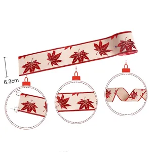 Ruban imprime feuille d'erable de Noel 6.3cm de large bord rouge tissu pour decoration cadeau