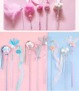 Vara de juguete para gatos tipo hada con plumas y cascabeles, juguete interactivo artesanal.