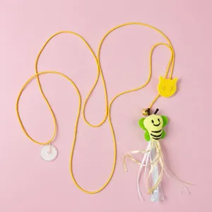 Elastic string door hanging cat teaser toy with cute bee plush pendant for kitten self play.