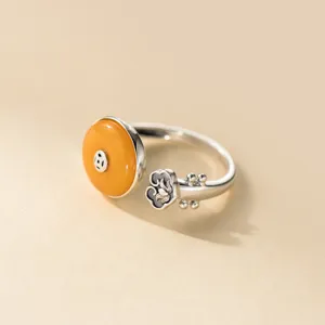 Vintage S999 fine silver amber copper coin ring, elegant Chinese niche design detail view.