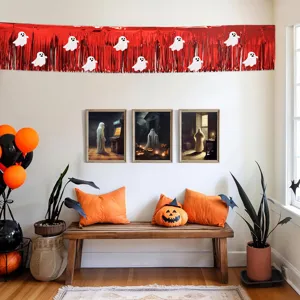 Rideau à franges rouge d'Halloween avec jolis fantômes mignons pour décoration de fête.