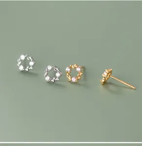 S925 sterling silver sweet wreath zirconia stud earrings, fresh pastoral style jewelry.