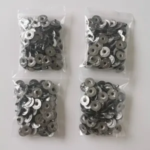 Basi per stoppino di candela in metallo galvanizzato per la produzione fai da te di candele.