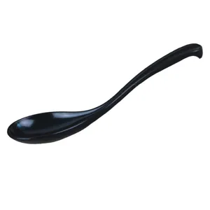 Cucchiaio da zuppa in lega nera con manico lungo, stoviglie moderne minimaliste per cucina.