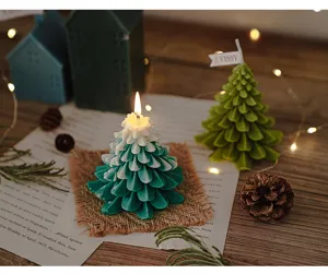 Set regalo candele profumate albero di Natale, decorazione in cera a pigna per feste in casa.