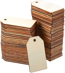 Étiquettes en bois brut non finies pour les loisirs créatifs et peinture détail.
