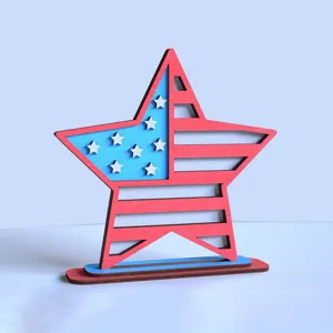 Houten ster vlag ornament detail, patriottische tafeldecoratie, rood wit blauw ontwerp.