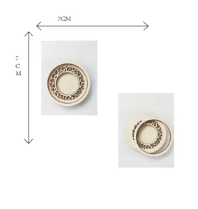Hölzernes DIY ausgehöhltes geschnitztes rundes Zubehör Detailansicht, Retro Handwerk 7cm.