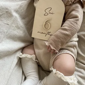 Carta pietra miliare del bambino in legno accessorio foto, targa mensile per neonati scatti.
