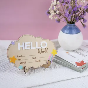 Targhetta in legno annuncio nascita neonato forma di nuvola decorazione camera bambini.