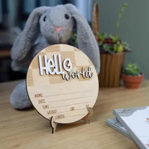 Targa milestone di nascita per neonati in legno cartello annuncio nascita con supporto per cameretta.