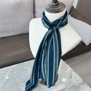 Elegantes dunkelgrünes gestreiftes Chiffonhalstuch, modischer Retro Damen Kragenschal.