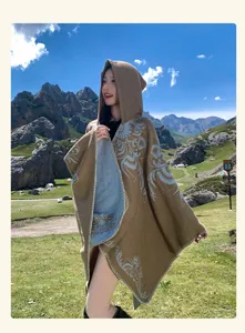 Poncho à capuche ethnique pour femmes, vêtements d'hiver chauds pour la photographie et quotidien.