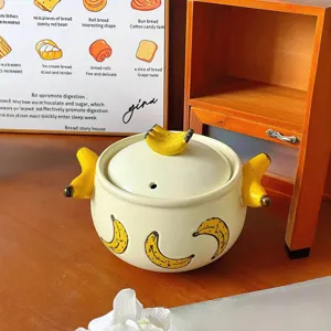 Dimiourgiki Keramiki Katsarola Me Kapaki se Schima Bananas Katsarola Soupas Anti-Xiro Erasis Mageiriko Skevos