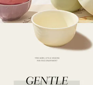 Vue détaillée du bol de riz en céramique à glaçure crème, vaisselle élégante pour la maison.
