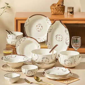 Ensemble de Vaisselle en Céramique Fraise Mignonne Couleur Sous-Glaçure Bol Assiette Bol à Soupe Bol à Riz Style Ins Cuisine Salle à Manger