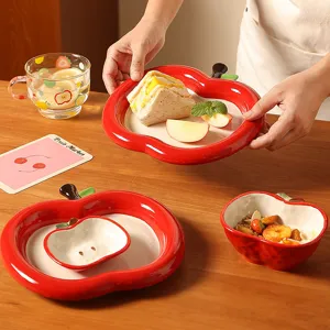 Joli service de vaisselle en céramique en forme de pomme, assiette et bol créatifs pour la maison.