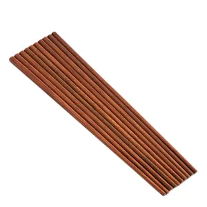Natural solid wood chopsticks set, durable high temperature resistant kitchen tableware.