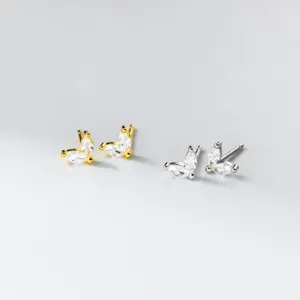 S925 Sterlingsilber exquisite Markise Blatt Zirkonia Ohrstecker Detailansicht elegant