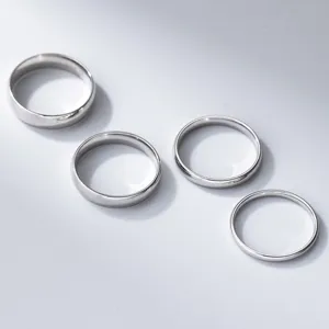 Minimalistischer 925 Sterlingsilber Schlichter Ring Glatte Glänzende Oberfläche Geometrischer Runder Fingerring Elegant Schmuck Für Damen