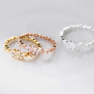 Echtsilber Schmetterling Blume Ring, glänzende Zirkonsteine, zarter Modeschmuck Stil Design.