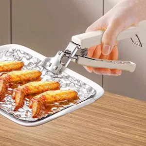 Pinza anti-quemaduras de acero inoxidable para platos calientes y utensilios de cocina.