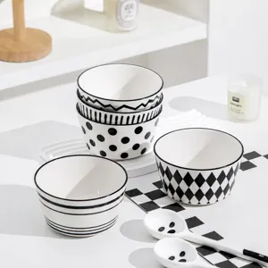 Minimalistisches schwarz-weisses geometrisches Keramikschalen-Set für den Tisch, Reis und Suppe.