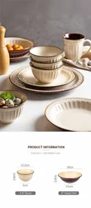 Set di stoviglie in ceramica vintage, ciotole e piatti retrò per la cucina moderna.